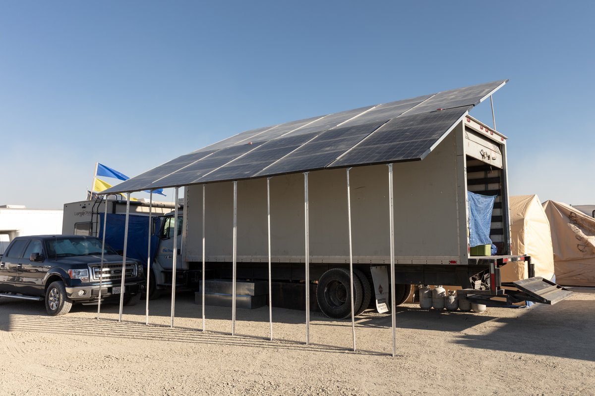 Large solar array that also functions as a shade structure.