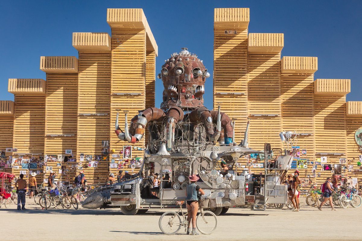 The Temple of Direction (and El Pulpo Mechanico)