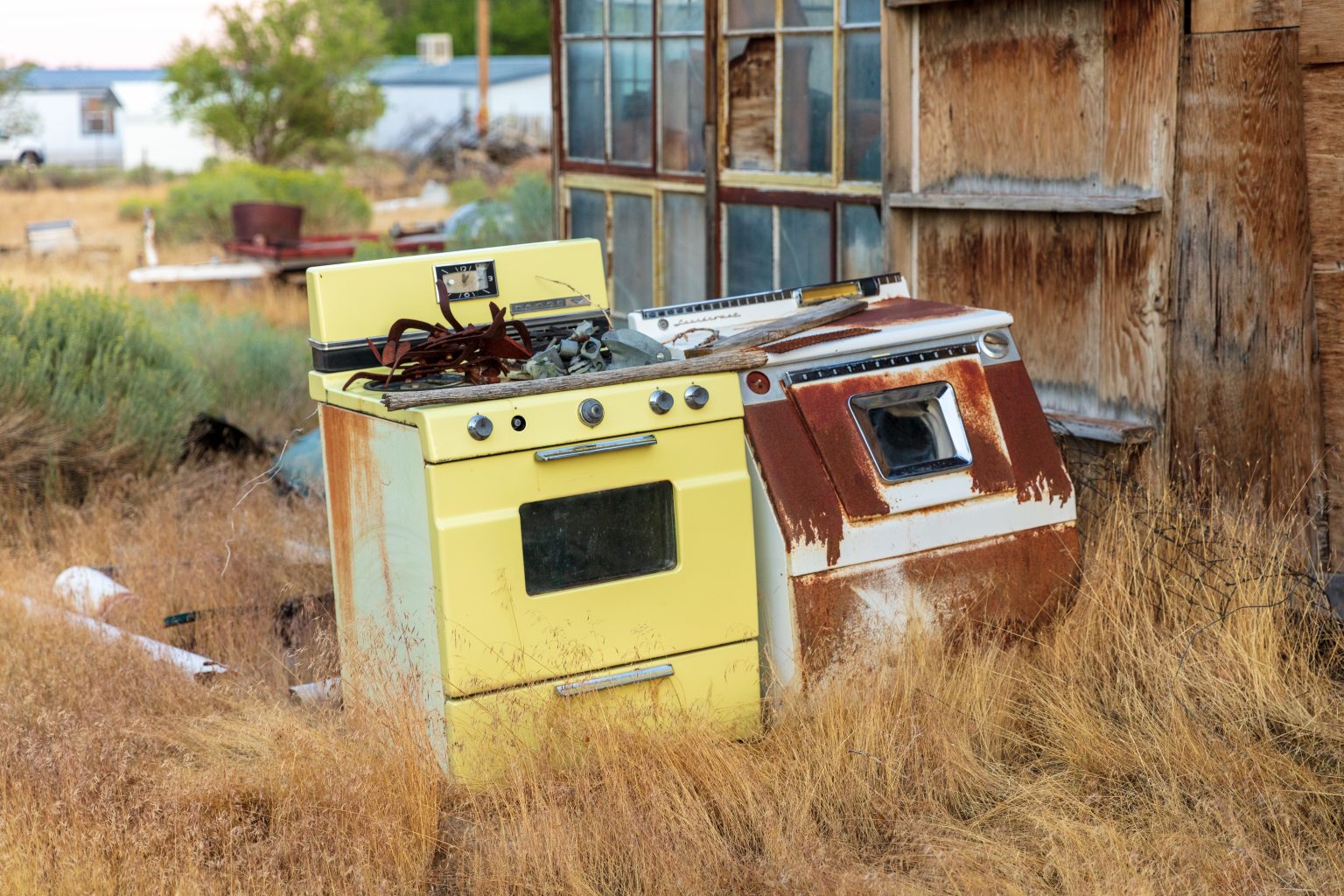 Rusted Old Appliances Duncan.co