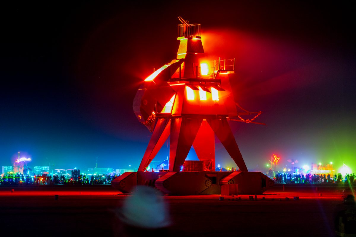 The Alien Siege Machine Burn by: Dan Fox year: 2014  The Alien Siege Machine is a ghost ship. It travels through space and time imperiling all it encounters. Appearing throughout the epochs, crews are enslaved and are driven by a mysterious rancor to pilot the Machine into battle, often adding th...