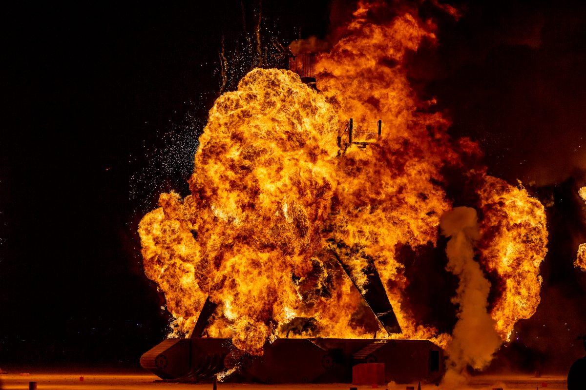 The Alien Siege Machine Burn by: Dan Fox year: 2014  The Alien Siege Machine is a ghost ship. It travels through space and time imperiling all it encounters. Appearing throughout the epochs, crews are enslaved and are driven by a mysterious rancor to pilot the Machine into battle, often adding th...