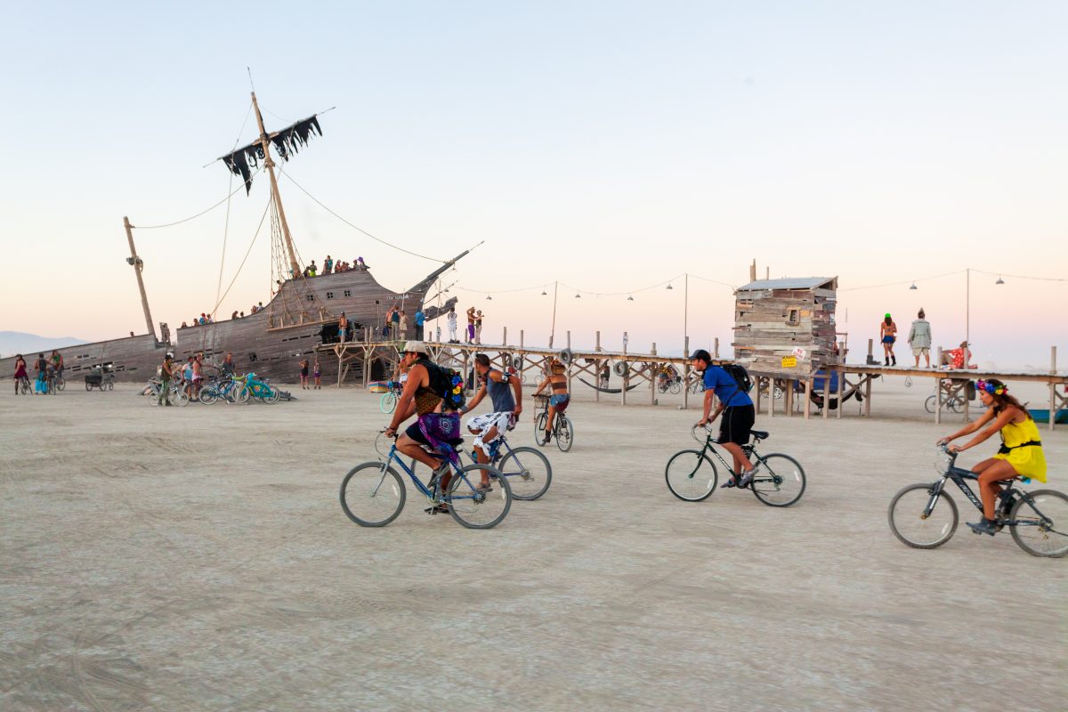 Shipwrecked: La Llorona and Pier 2 by the Pier Group