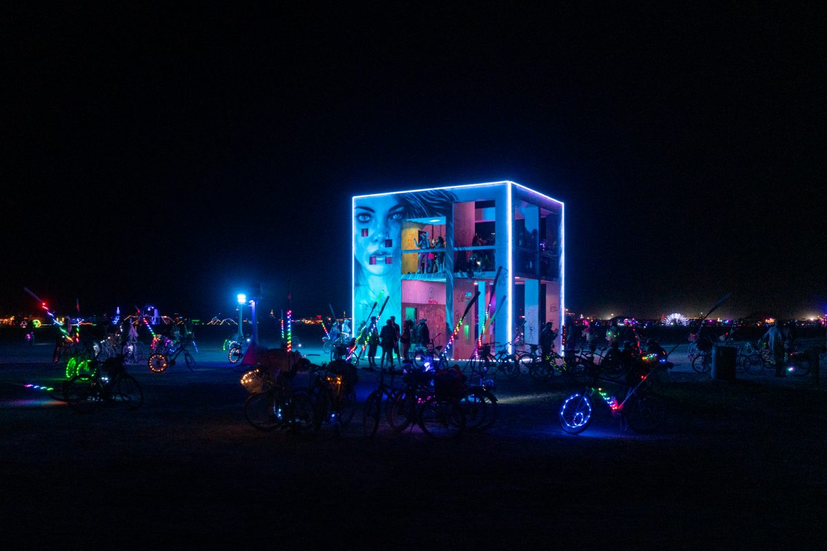 Life Cube Project from: Dobbs Ferry, NY year: 2015  The Life Cube is an engaging, interactive, art-driven environment for the expression of goals, dreams, wishes, and aspirations. Citizens of BRC inscribe their thoughts on message-walls and on wish-stick postcards deposited into the Cube. In the ...