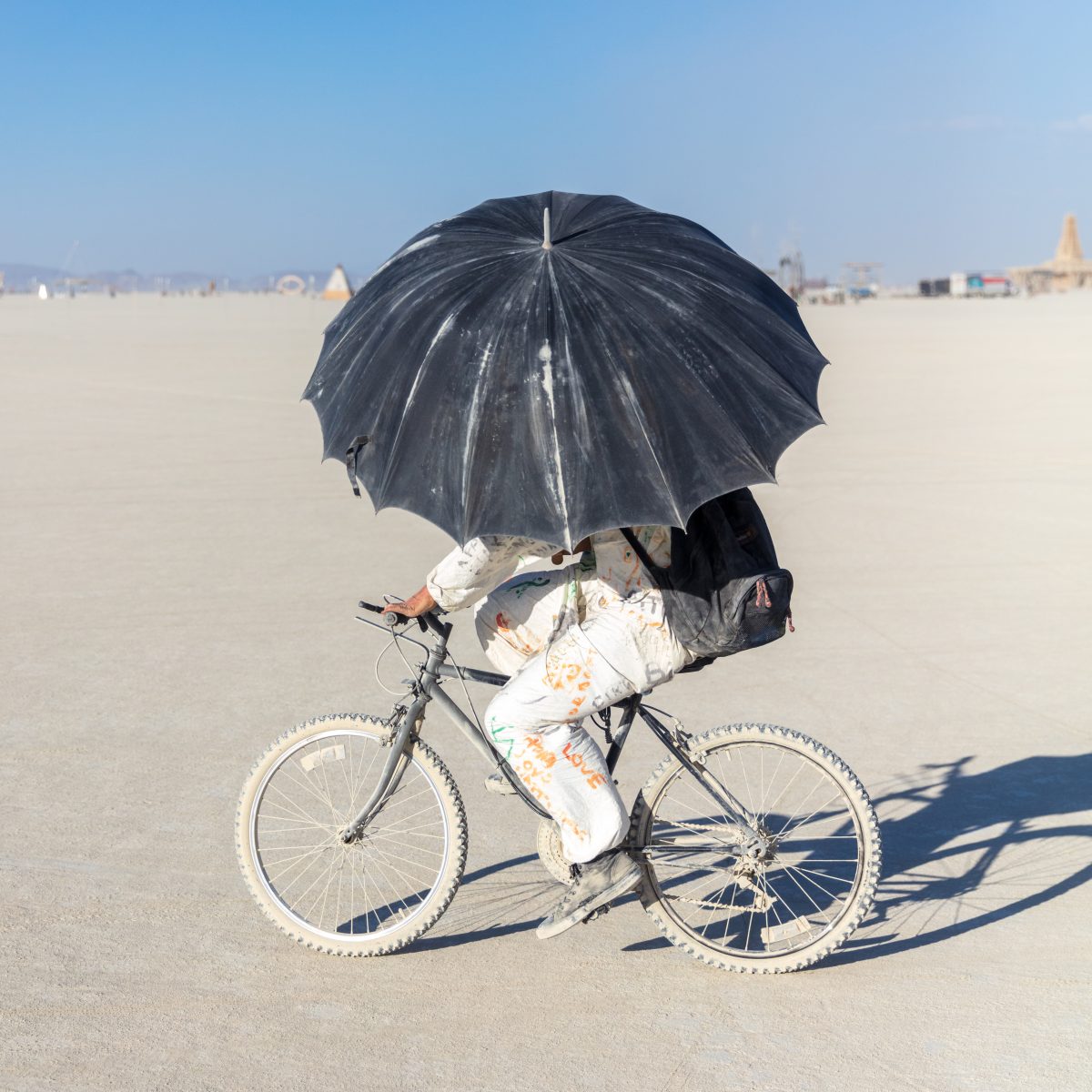Burner riding with shade.