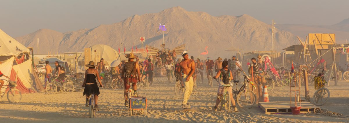 Dusty and busy street
