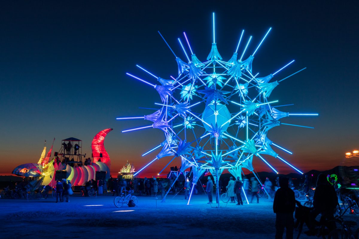 RadiaLumia by: FoldHaus Collective from: Oakland, CA year: 2018