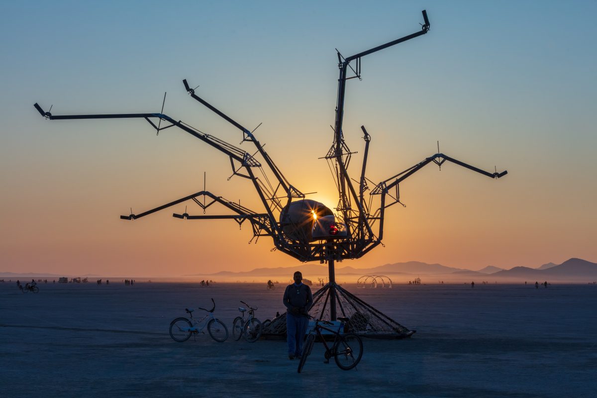 Spider Sweet by: Bryan Argabrite from: Santa Cruz, CA year: 2018  Spider sweet is a maneuverable spider that draws in spectators to explore her postures and watch her come alive with color as the sun sets. A contractor by trade with an eye for transformation, Bryan Argabrite's first Burning Man H...