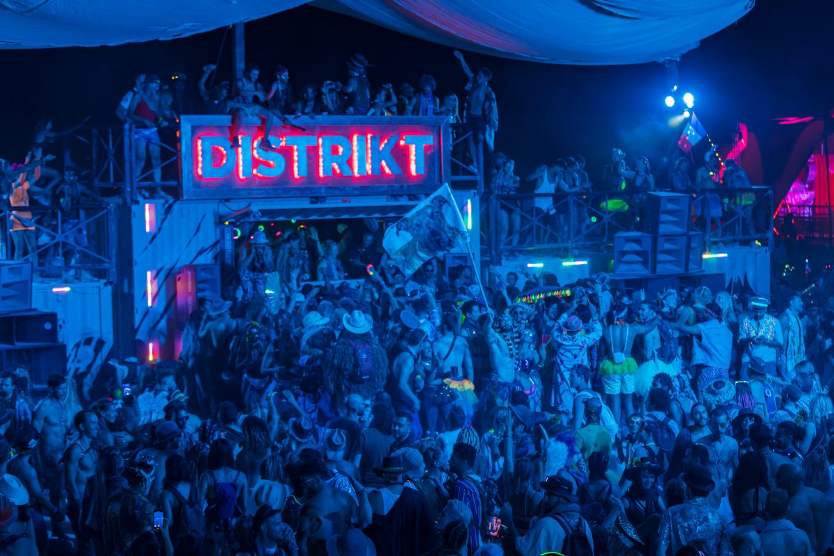 Lee Burridge at DISTRIKT