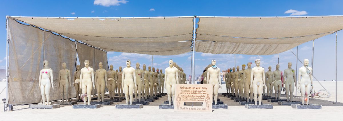 The Man's Army by: Michael Ciulla & The Rave Knights (Alexandra Friedman, Nick Harris, John Jones) with support from Sin Cohen, Steven Platt, Lizzy Layne, Ryan Geist Bozajian & Ciulla Associates from: Los Angeles, CA year: 2019 The Man's Army is 100 androgynous life-sized human figures st...