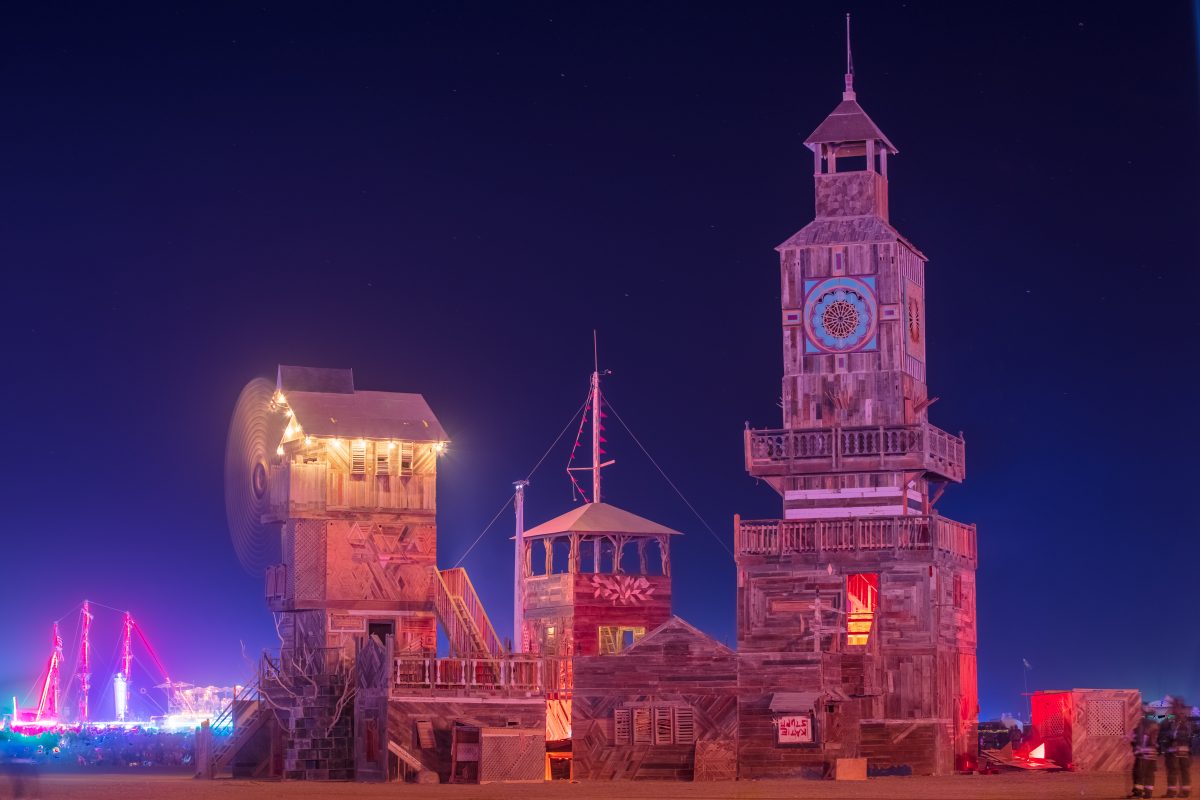 The Folly Burn by: Dave Keane & The Folly Builders from: San Francisco, CA year: 2019 The Folly represents an imaginary shantytown of funky climbable towers and old western storefronts, cobbled together from salvaged and reclaimed lumber from original San Francisco Victorians to be reborn in ...