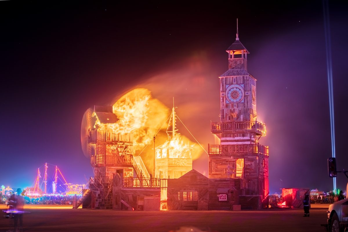 The Folly Burn by: Dave Keane & The Folly Builders from: San Francisco, CA year: 2019 The Folly represents an imaginary shantytown of funky climbable towers and old western storefronts, cobbled together from salvaged and reclaimed lumber from original San Francisco Victorians to be reborn in ...