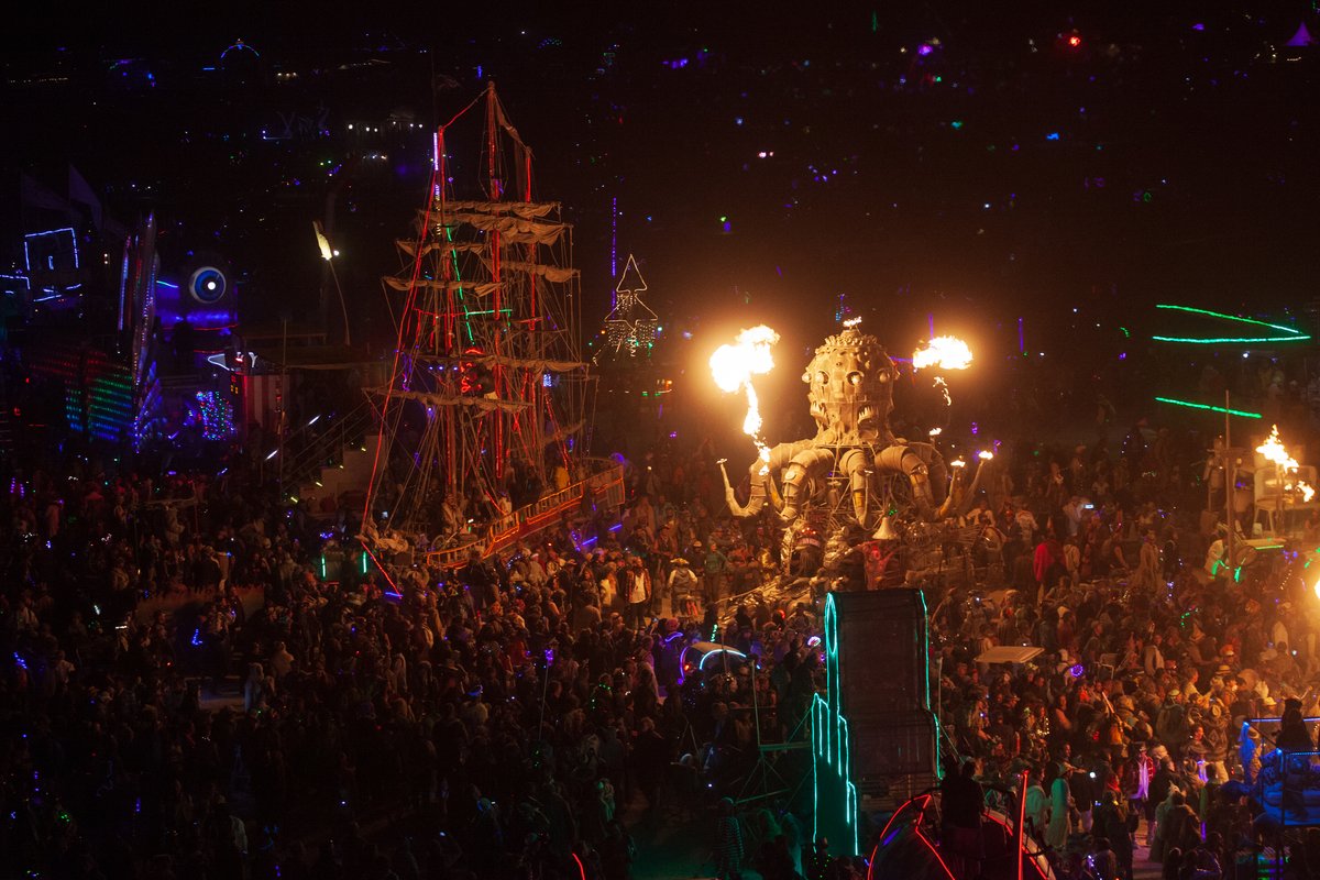 The Man Burn 2016