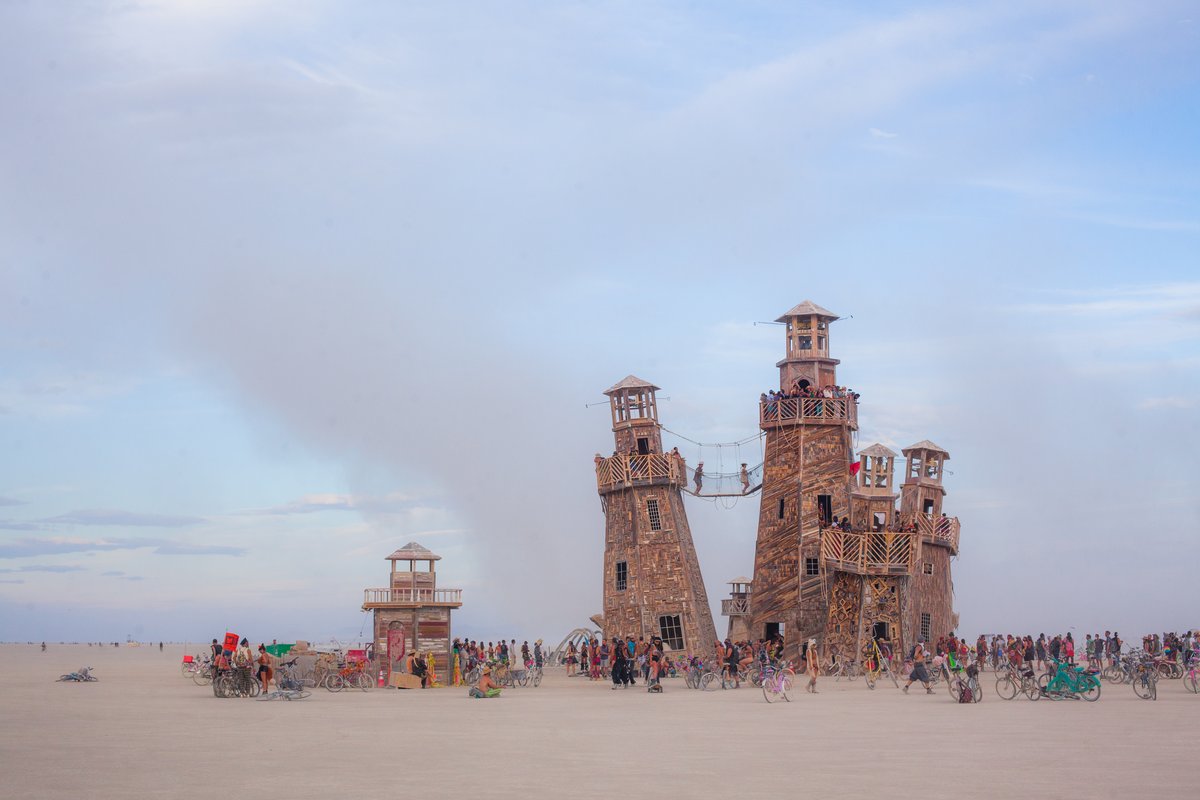 Dust at The Black Rock Lighthouse Service