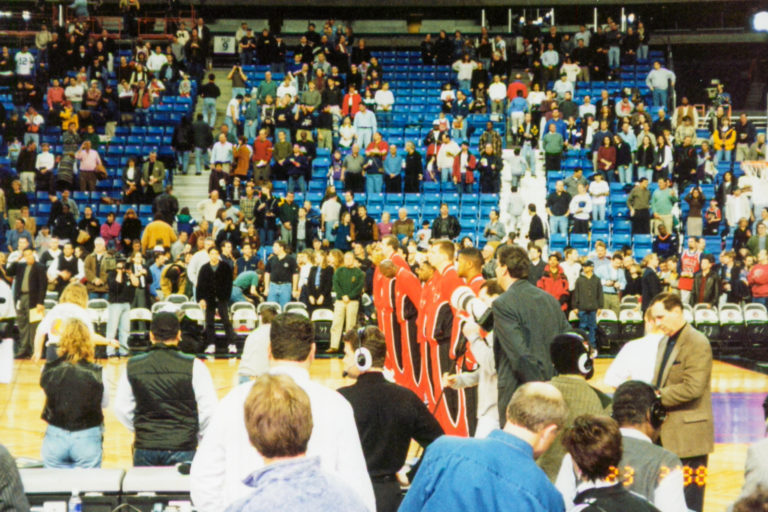 Chicago Bulls at Toronto Raptors March 22, 1998￼
