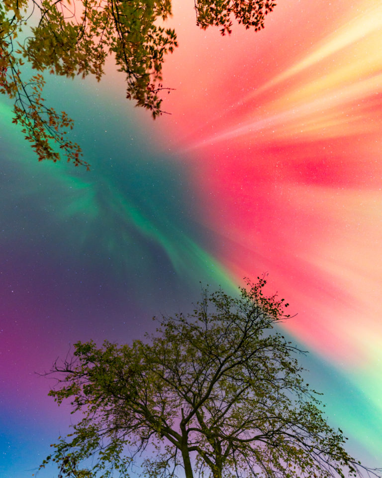 Vibrant Aurora Borealis in the 1000 Islands Region