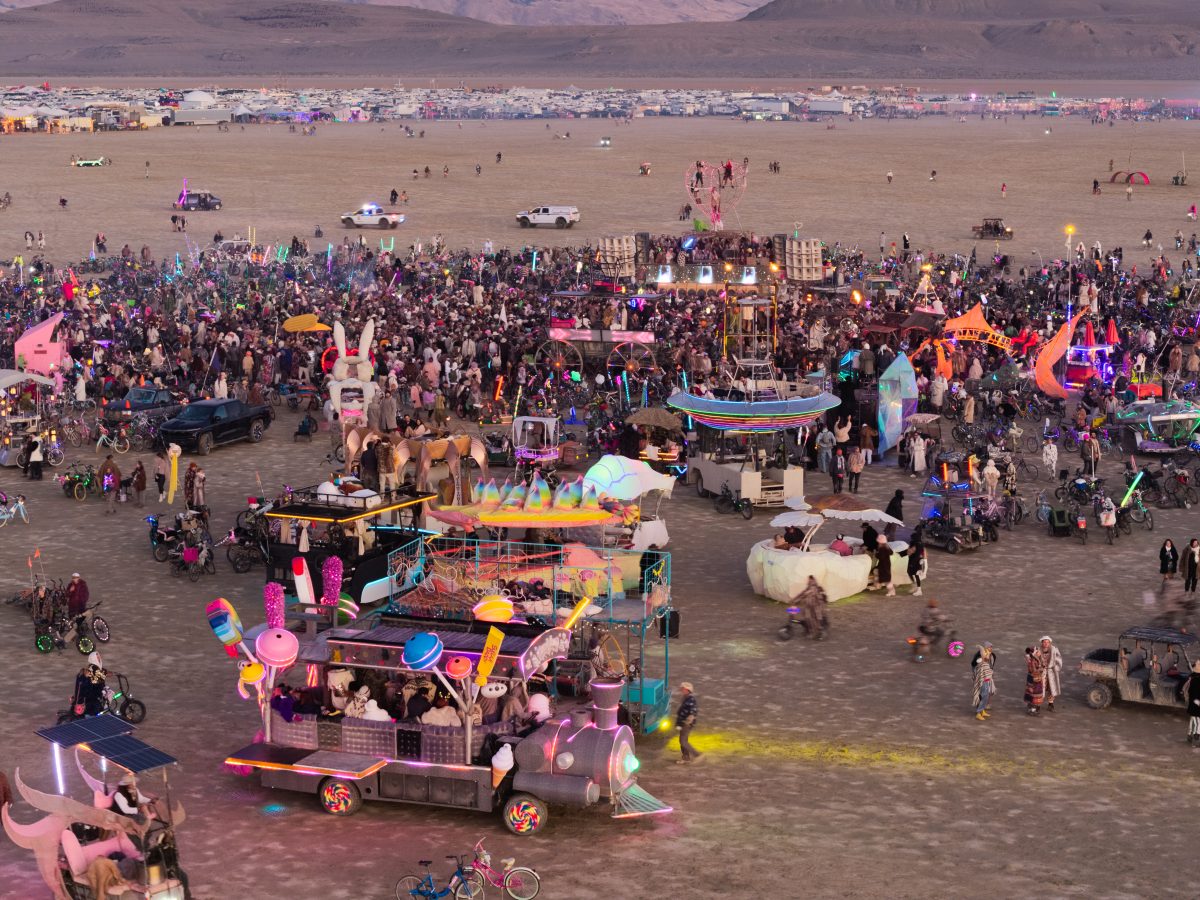 Lee Burridge Robot Heart Sunrise Set