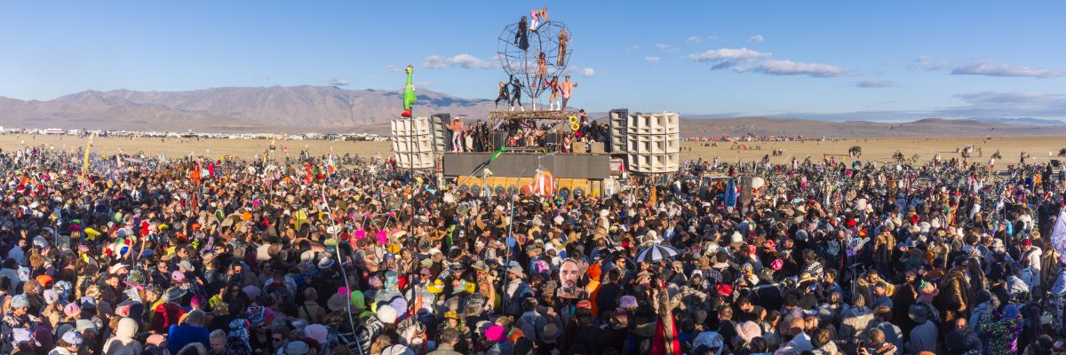 Lee Burridge Robot Heart Sunrise Set