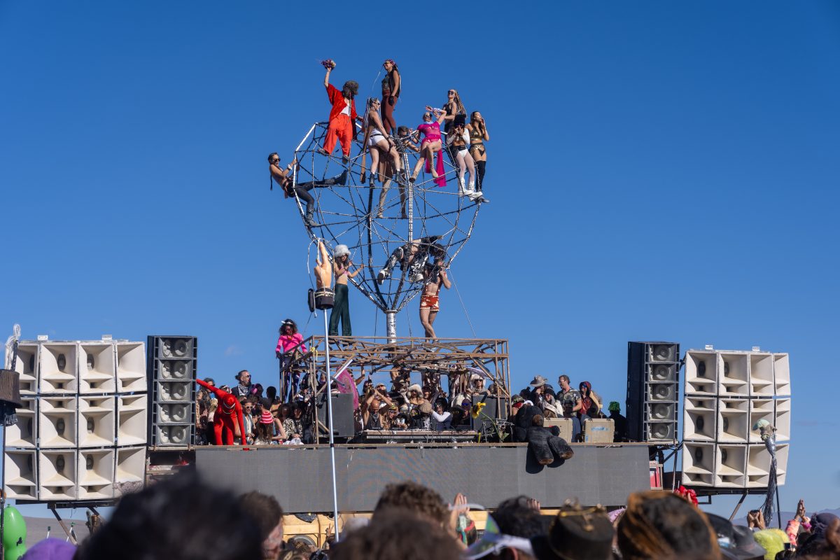 Lee Burridge Robot Heart Sunrise Set