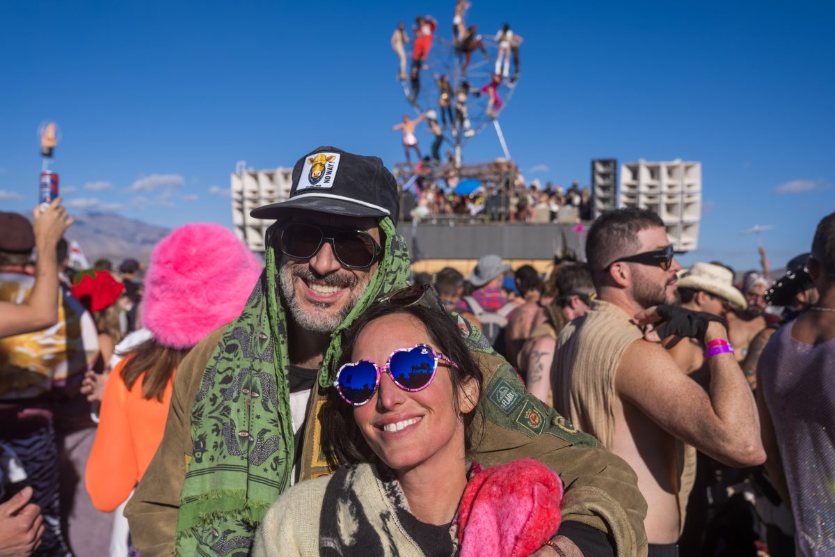 Couple at Lee Burridge Robot Heart Sunrise Set