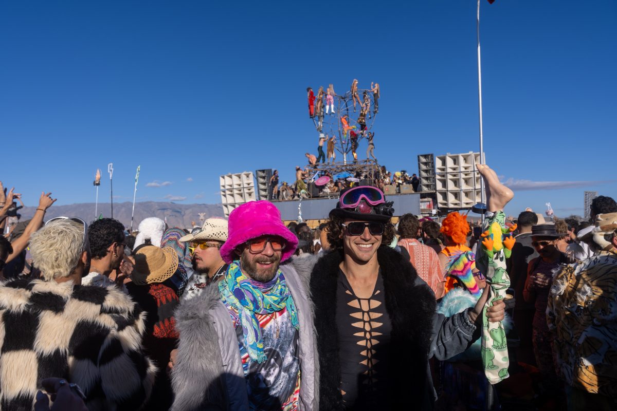 Morning Crowd at Robot Heart