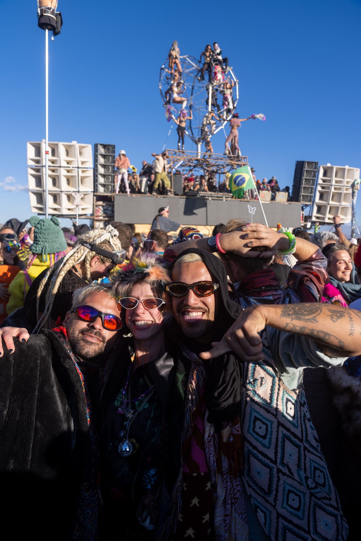 Lovely Burners at Lee Burridge Robot Heart Sunrise Set