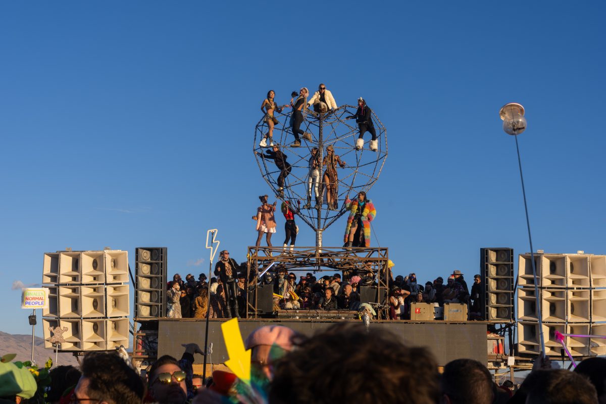 Lee Burridge Robot Heart Sunrise Set