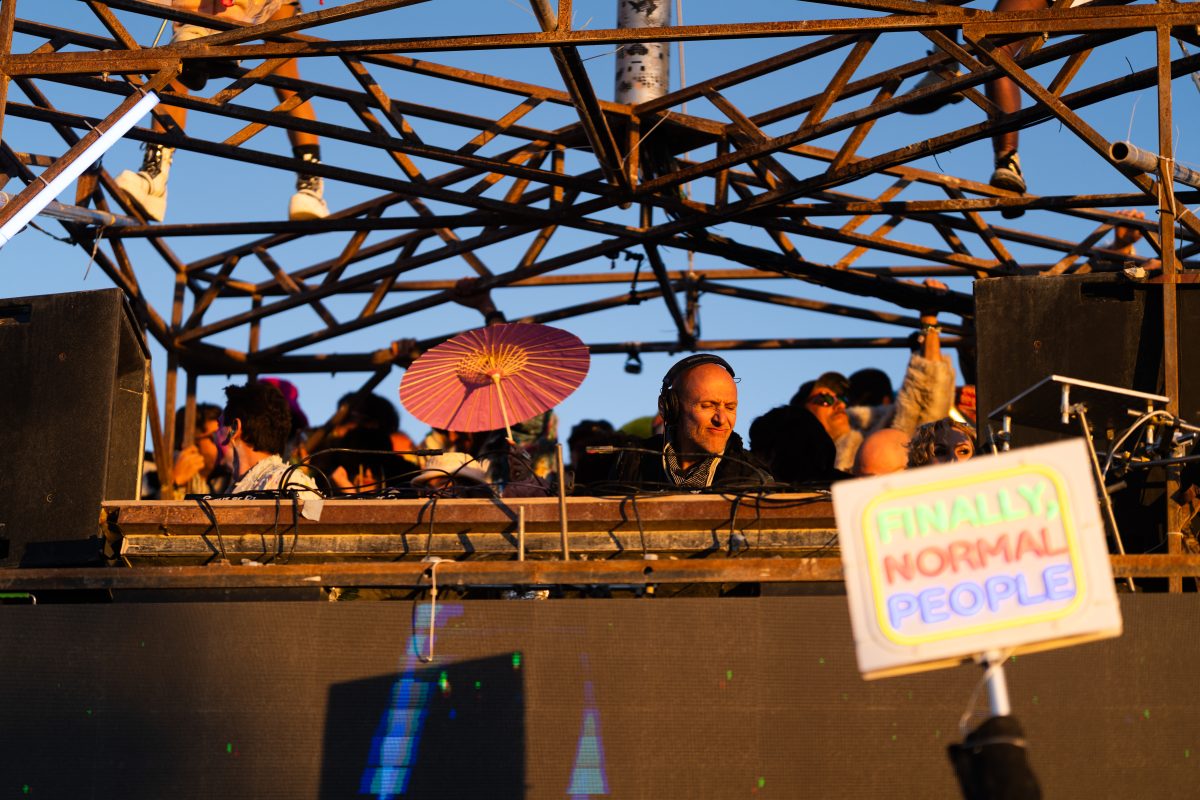 Lee Burridge Robot Heart Sunrise Set