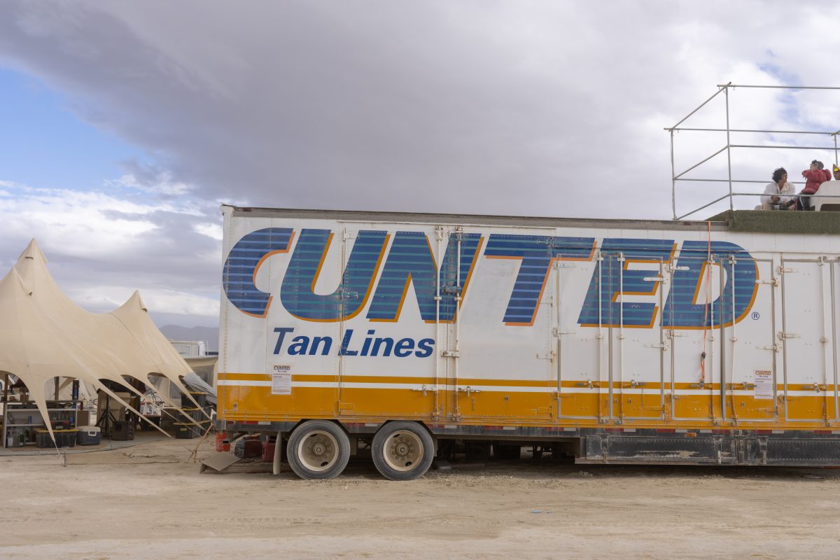 Cunted Tan Lines