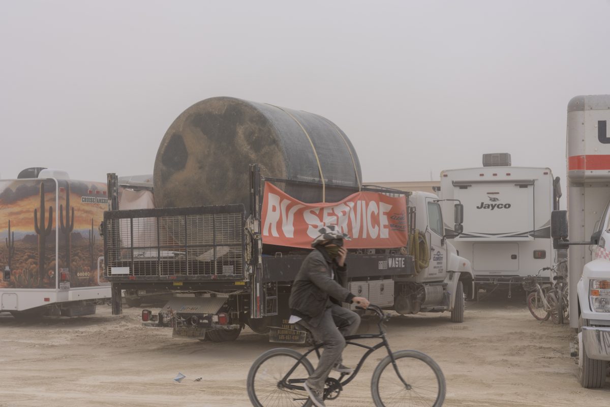 RV Service in the Dust