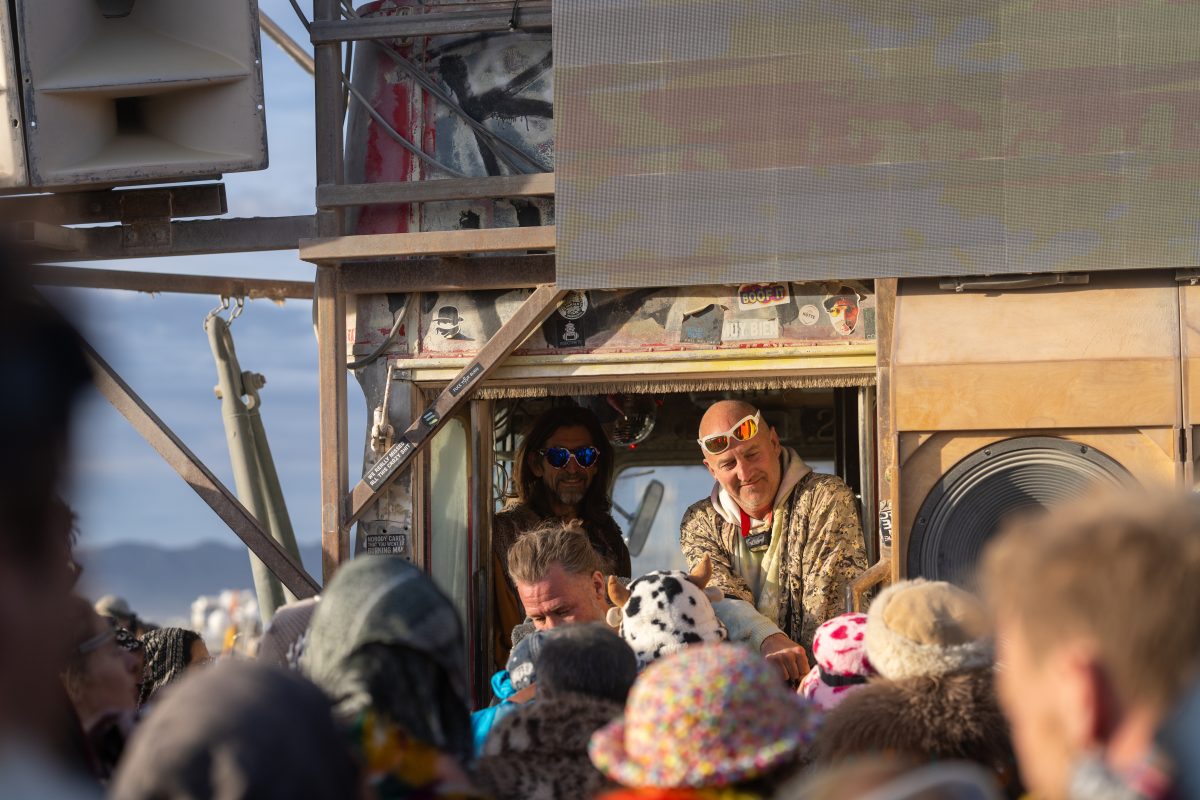 Sunrise Crowd at Robot Heart