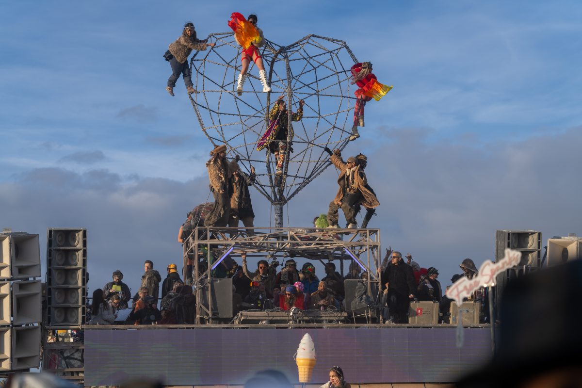 Sunrise Dancers on Robot Heart