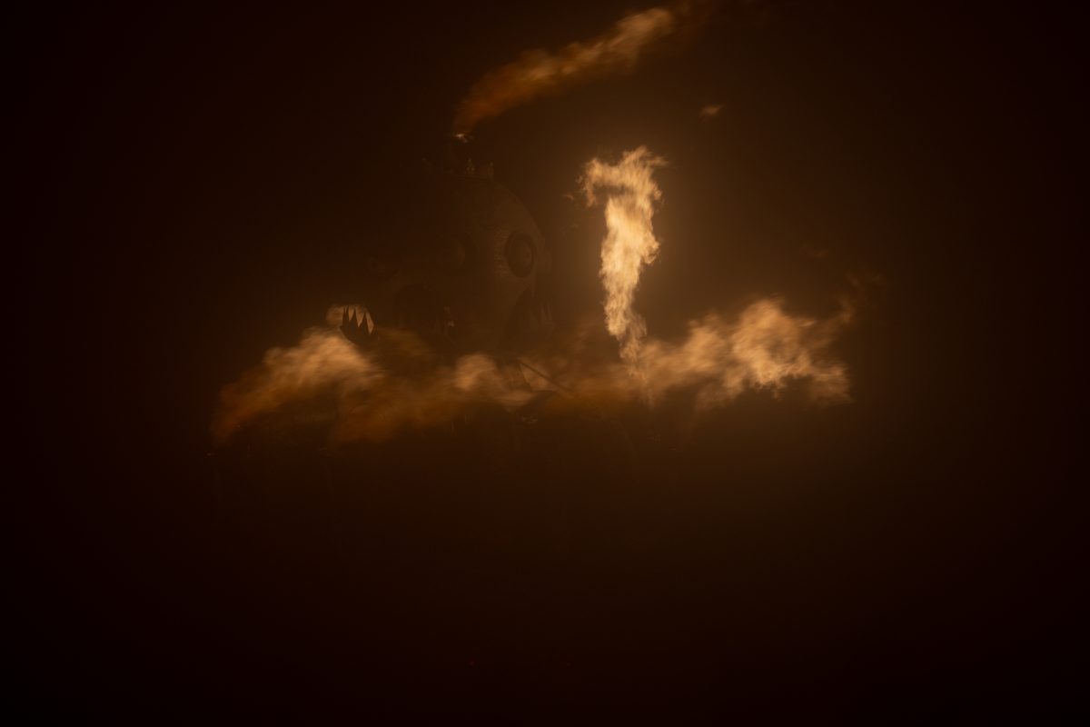El Pulpo Magnifico Mutant Vehicle Flames in the Wind and Dust