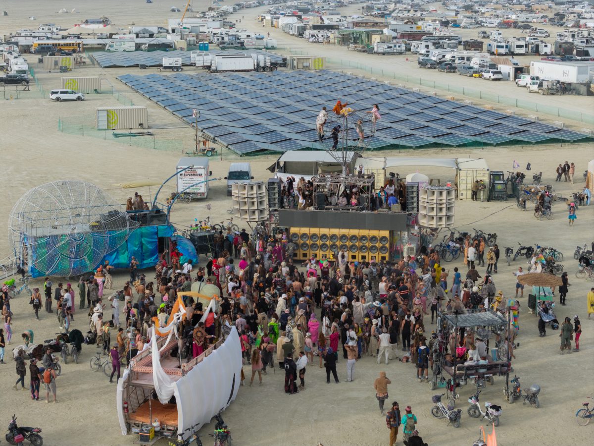 Solar Powered Sunrise Party - SOLARPUNKS Array