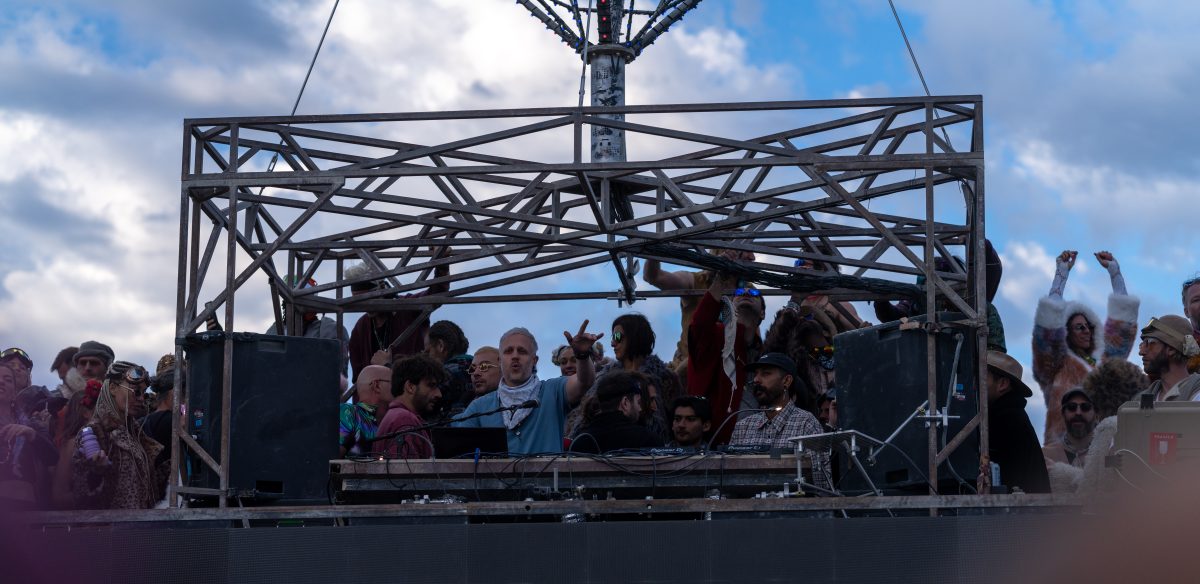 Morning DJ Set at Robot Heart