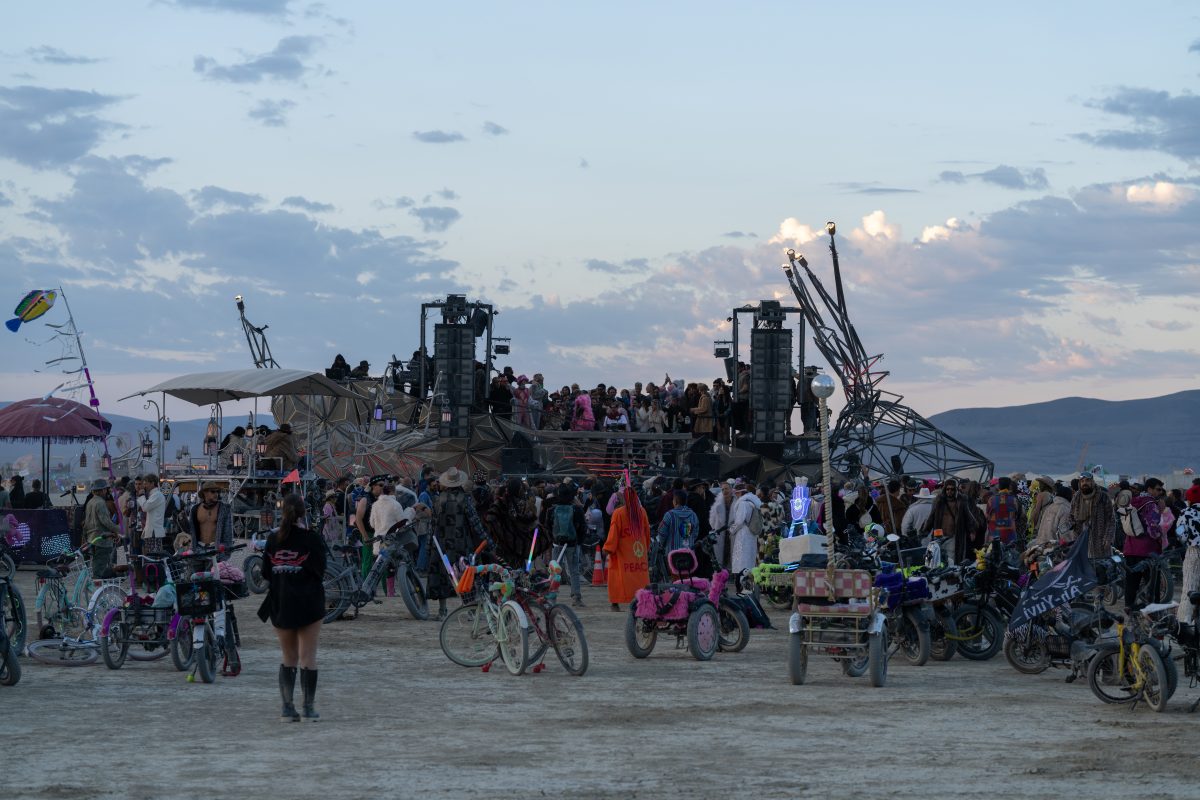 Maxa Mutant Vehicle Sunrise Deep Playa