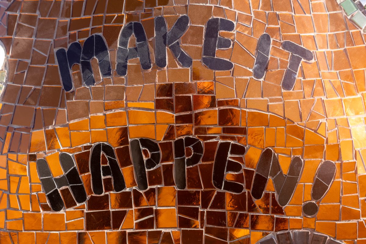 Make It Happen Detail on Honey by Elizabeth Laul Healey and Duffy Healey